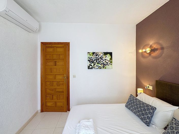 Image No.22-2 Bed Villa for sale