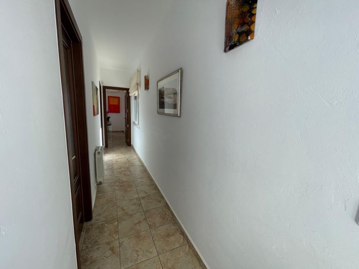 Image No.24-3 Bed Villa for sale