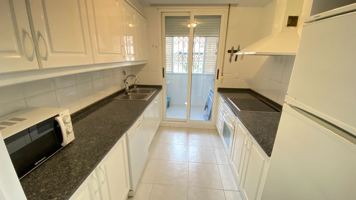 Image No.17-2 Bed Apartment for sale