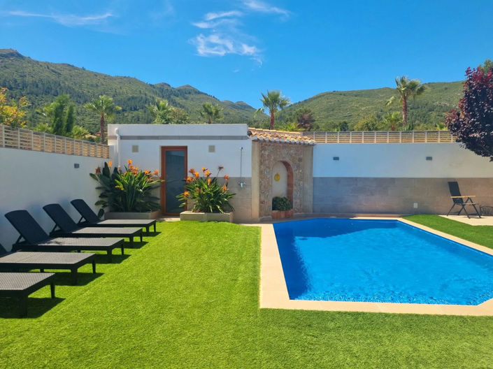 Image No.16-10 Bed Finca for sale