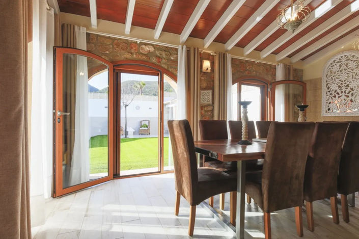 Image No.20-10 Bed Finca for sale