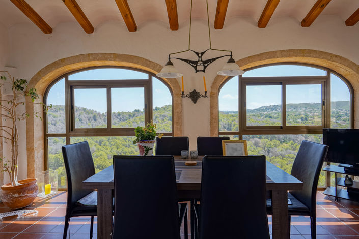 Image No.12-4 Bed Villa for sale