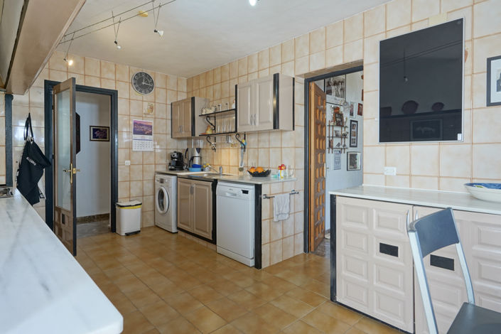 Image No.21-4 Bed Villa for sale