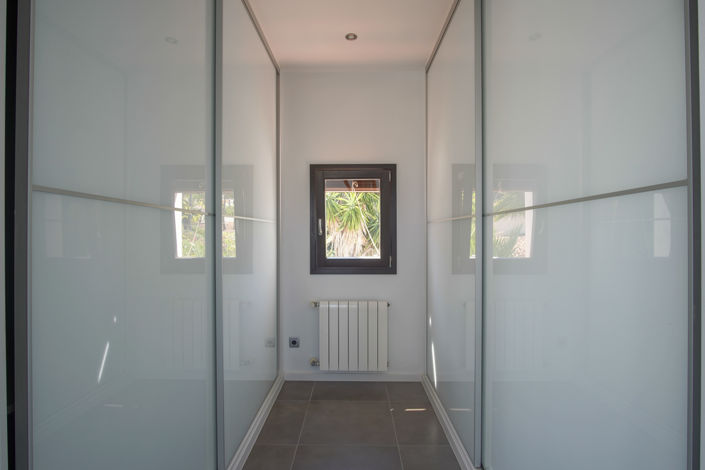 Image No.34-3 Bed Villa for sale