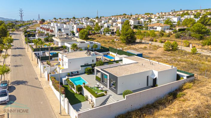 Image No.2-2 Bed Villa for sale