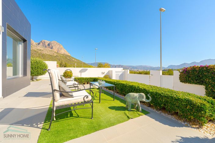 Image No.8-2 Bed Villa for sale