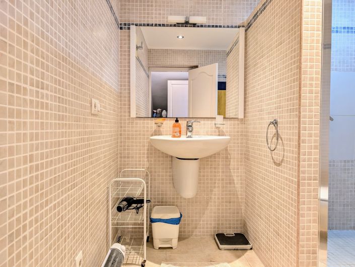 Image No.37-4 Bed Villa for sale