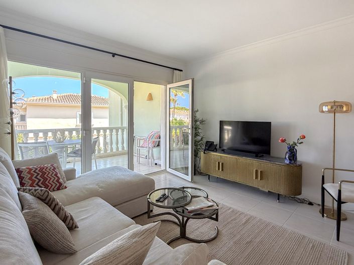 Image No.12-2 Bed Apartment for sale