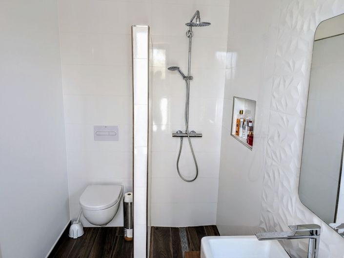 Image No.32-Villa for sale