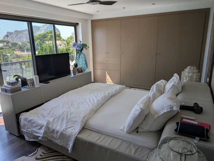 Image No.37-Villa for sale