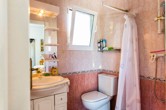 Image No.30-4 Bed Villa for sale