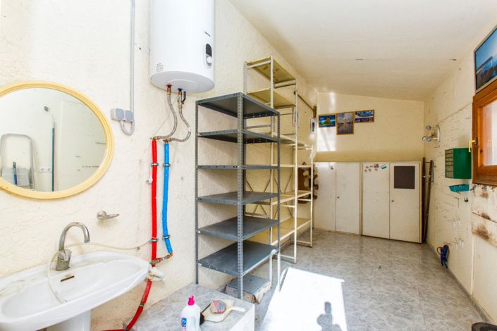 Image No.28-2 Bed Villa for sale