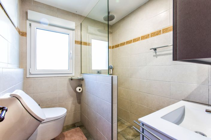 Image No.26-5 Bed Villa for sale