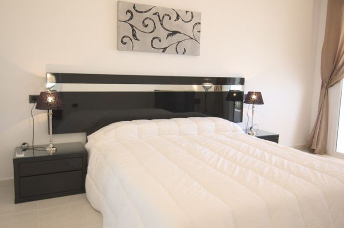 Image No.28-2 Bed Apartment for sale