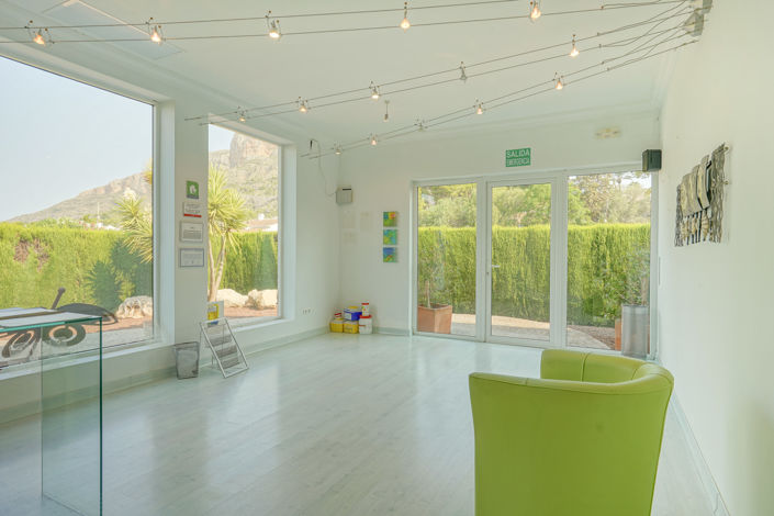 Image No.3-4 Bed Villa for sale