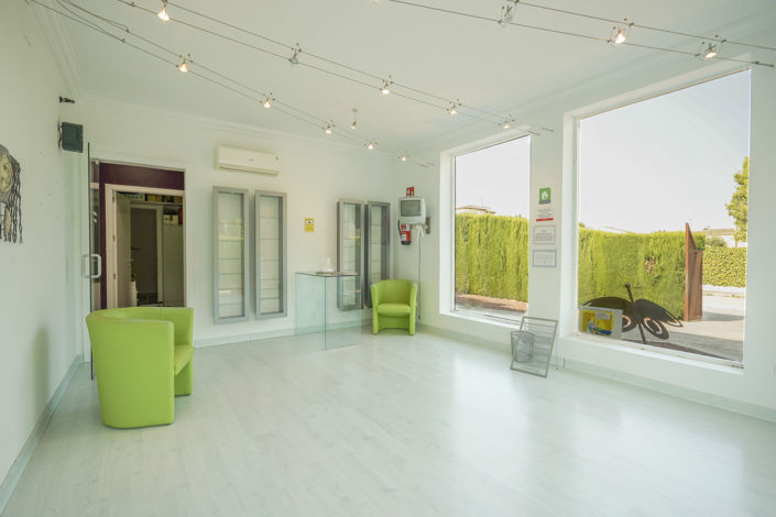 Image No.4-4 Bed Villa for sale