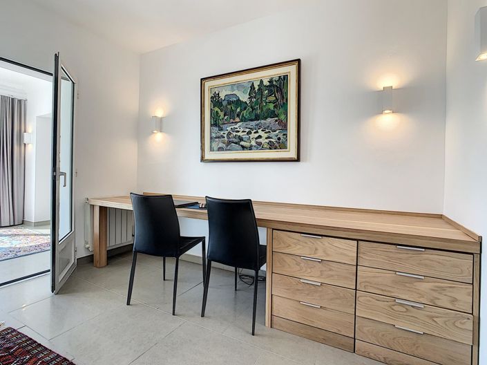 Image No.22-5 Bed Villa for sale