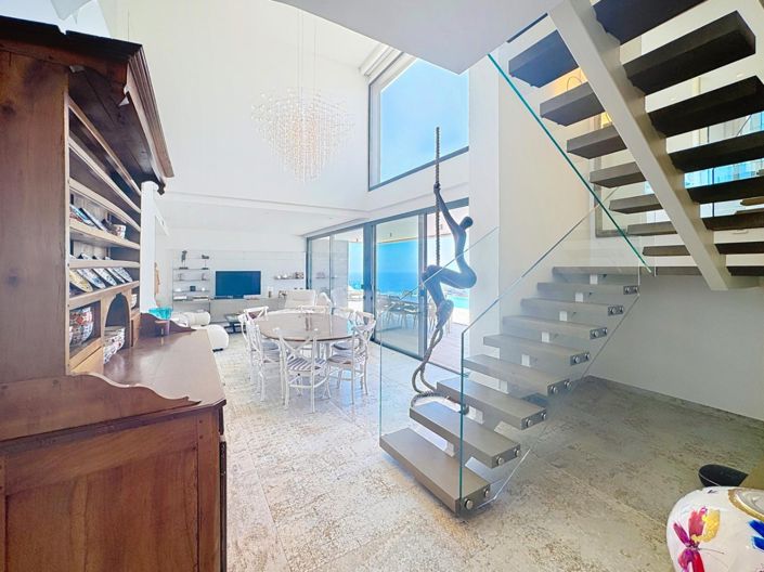 Image No.36-5 Bed Villa for sale