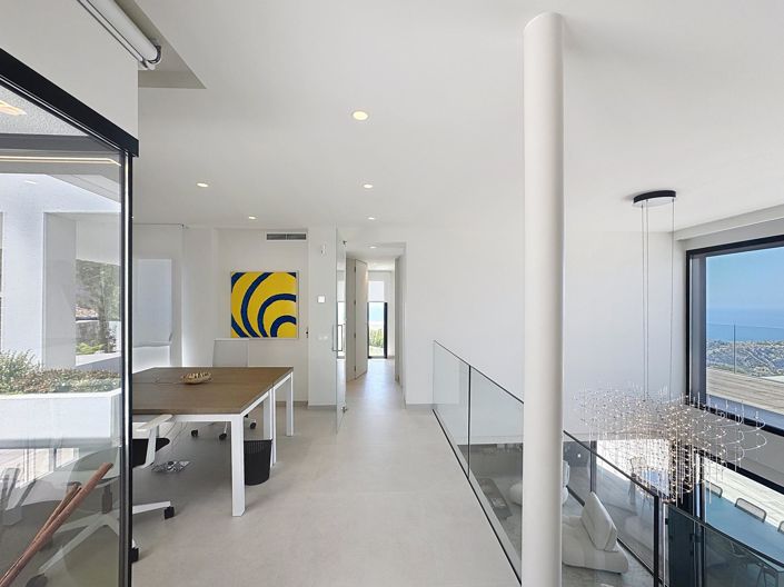 Image No.9-5 Bed Villa for sale