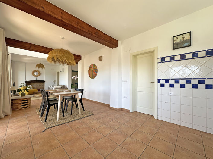 Image No.14-3 Bed Villa for sale