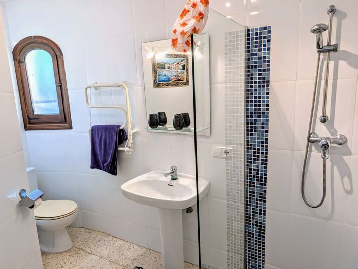 Image No.40-4 Bed Villa for sale