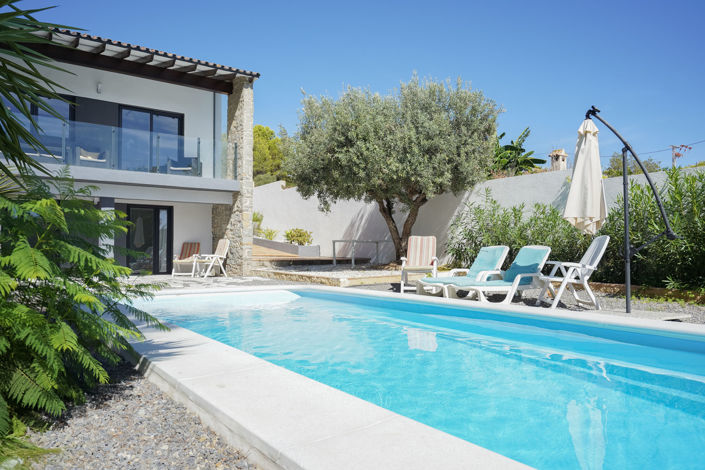 Image No.2-5 Bed Villa for sale