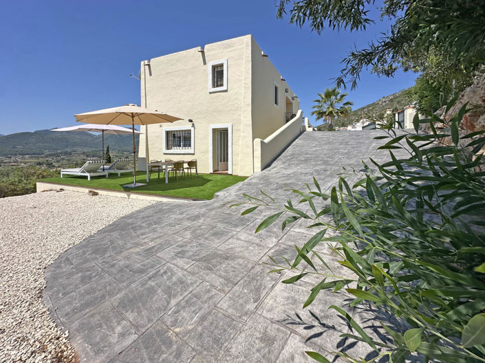 Image No.20-3 Bed Villa for sale