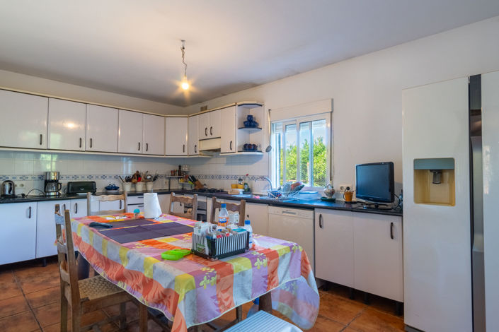 Image No.5-6 Bed Villa for sale