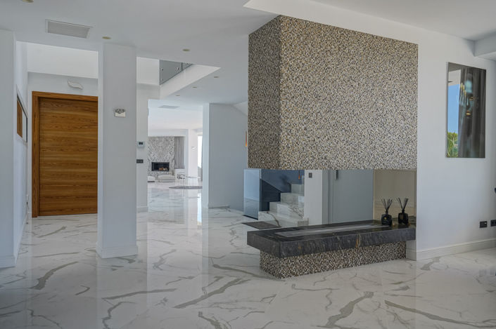 Image No.14-7 Bed Villa for sale