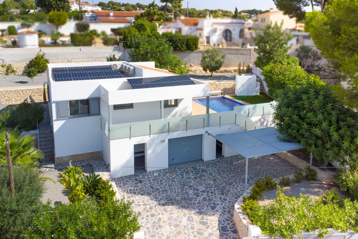 Image No.1-3 Bed Villa for sale