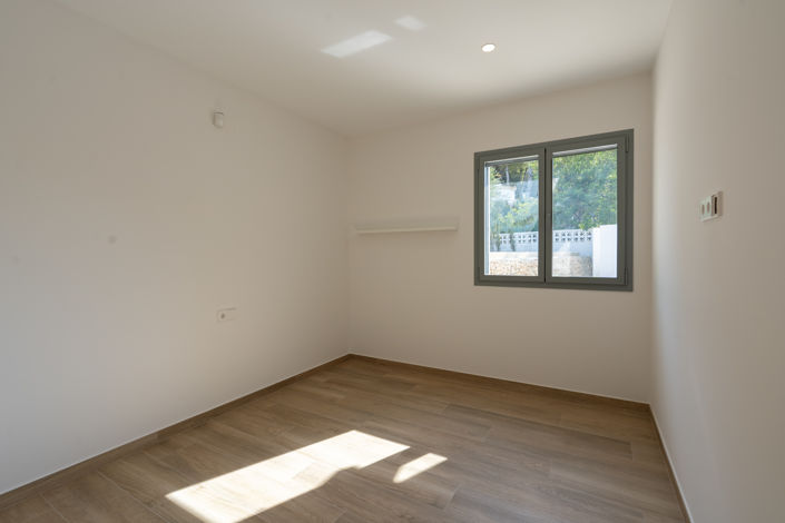 Image No.20-3 Bed Villa for sale