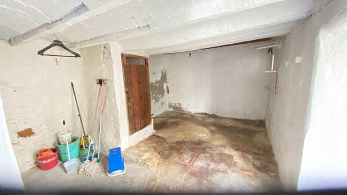 Image No.14-4 Bed Townhouse for sale