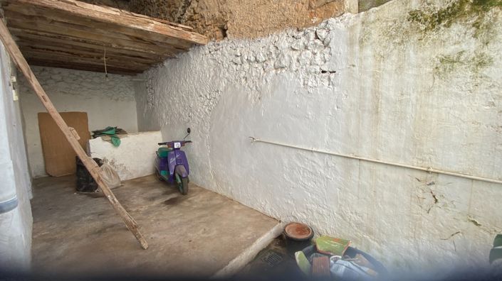 Image No.15-4 Bed Townhouse for sale