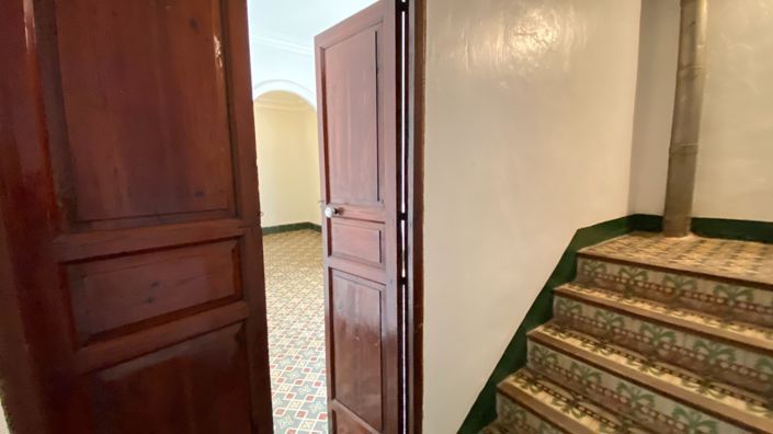 Image No.29-4 Bed Townhouse for sale