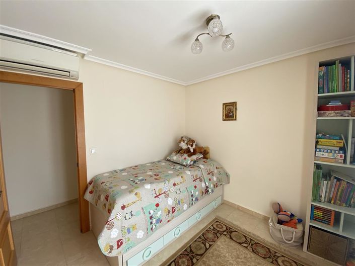 Image No.12-4 Bed Apartment for sale