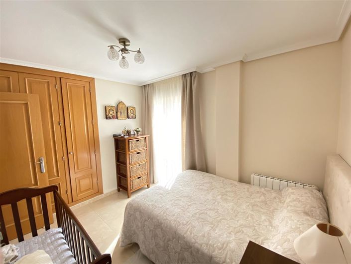 Image No.14-4 Bed Apartment for sale