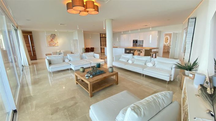 Image No.30-6 Bed Apartment for sale