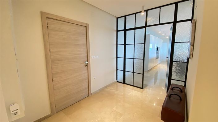 Image No.43-6 Bed Apartment for sale