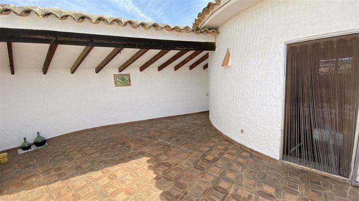 Image No.11-18 Bed Villa for sale