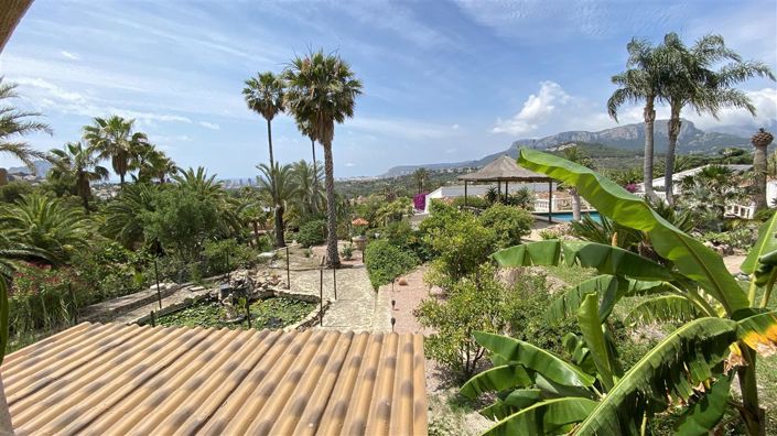 Image No.37-18 Bed Villa for sale