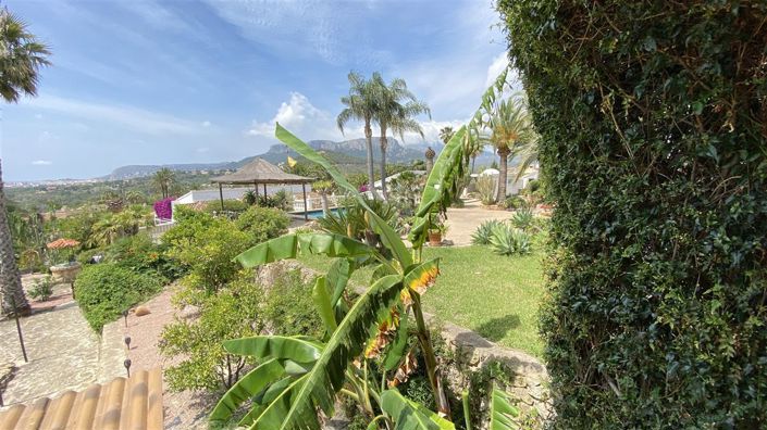 Image No.38-18 Bed Villa for sale