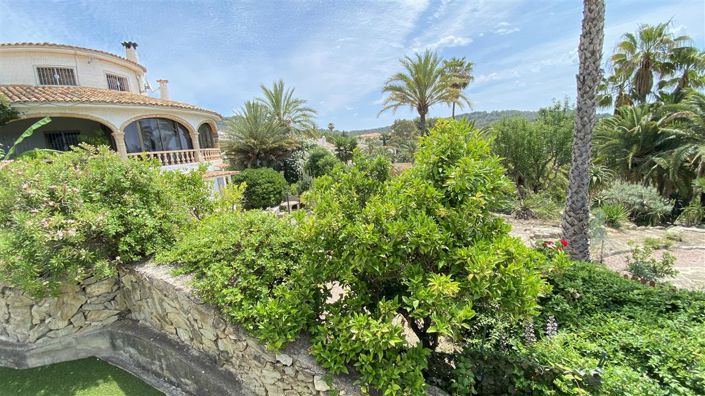 Image No.47-18 Bed Villa for sale