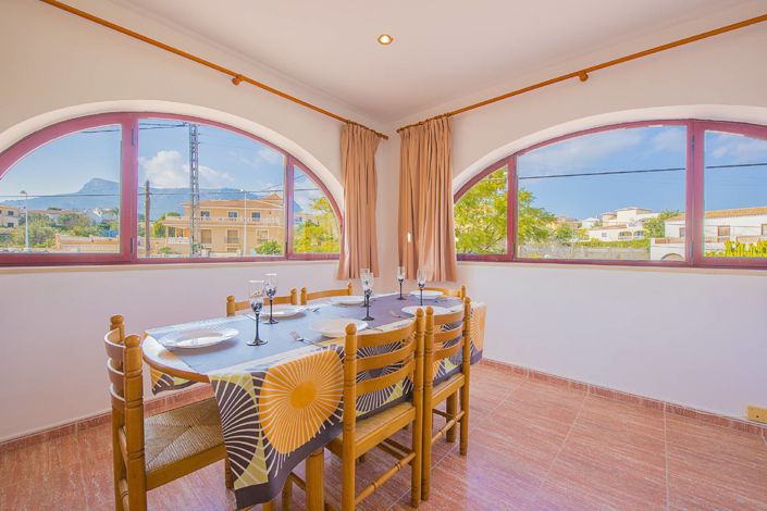 Image No.27-11 Bed Villa for sale