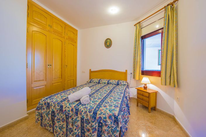 Image No.33-11 Bed Villa for sale