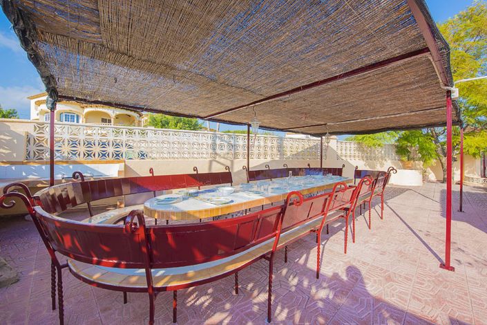 Image No.8-11 Bed Villa for sale