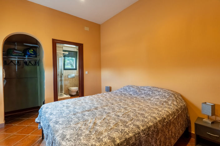 Image No.26-5 Bed Villa for sale