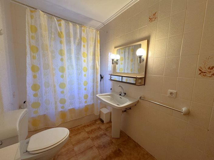 Image No.11-4 Bed Villa for sale