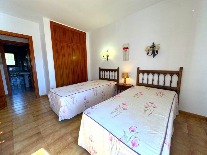 Image No.29-4 Bed Villa for sale