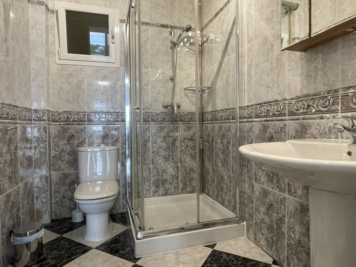 Image No.33-4 Bed Villa for sale