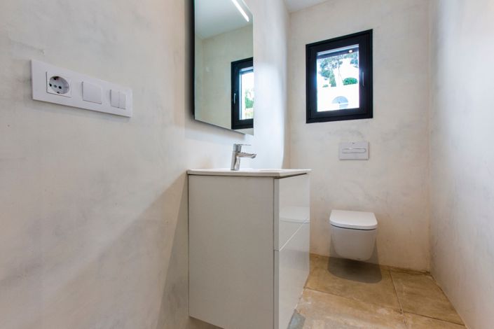 Image No.24-4 Bed Villa for sale